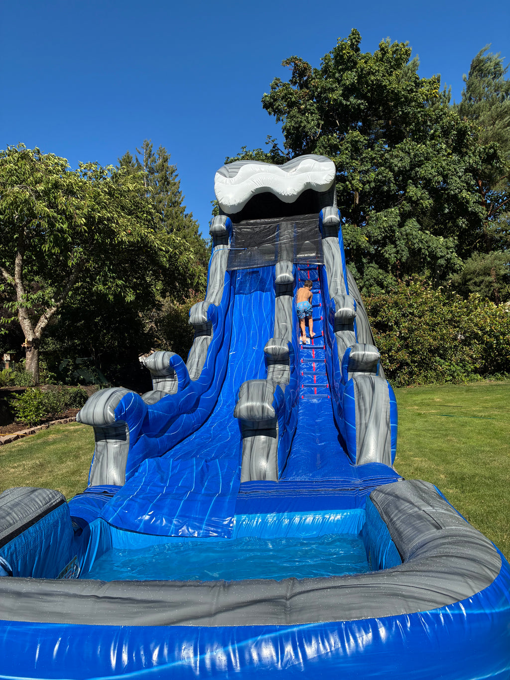 20 FT Tall Rockin Water Slide