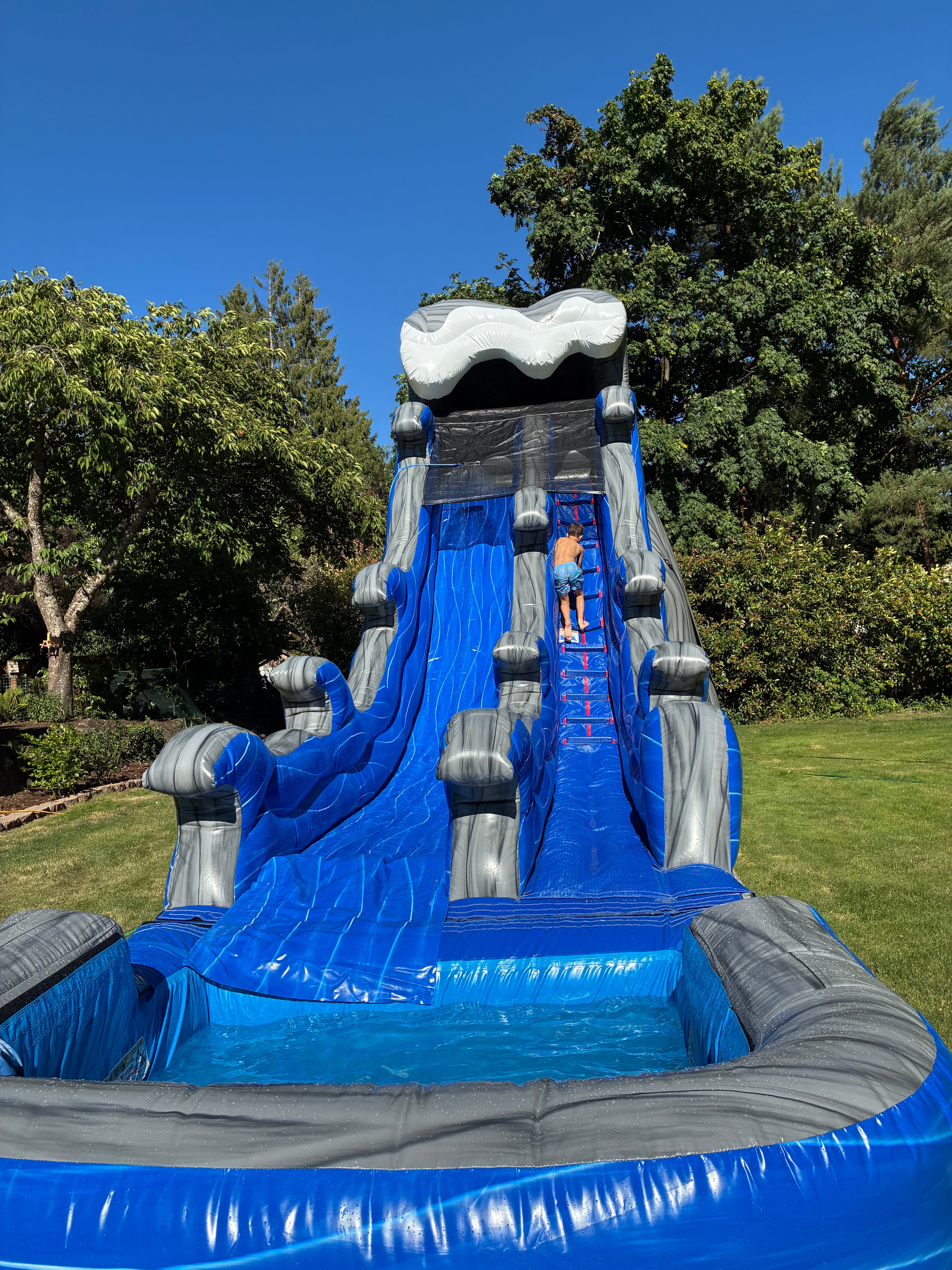 20 FT Tall Rockin Water Slide